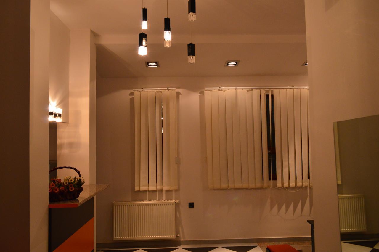 Deluxe Apartment Tbilisi Exterior photo